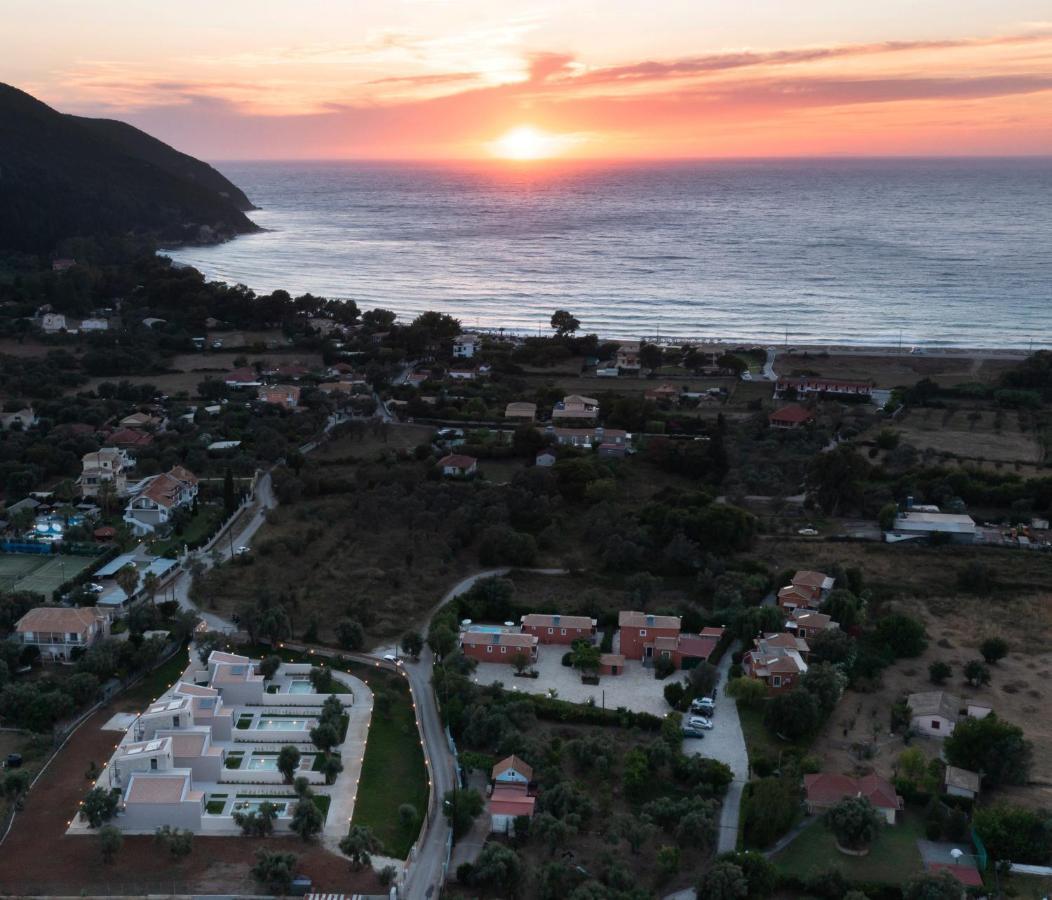 Rizomata Luxury Villas Lefkáda Exterior foto